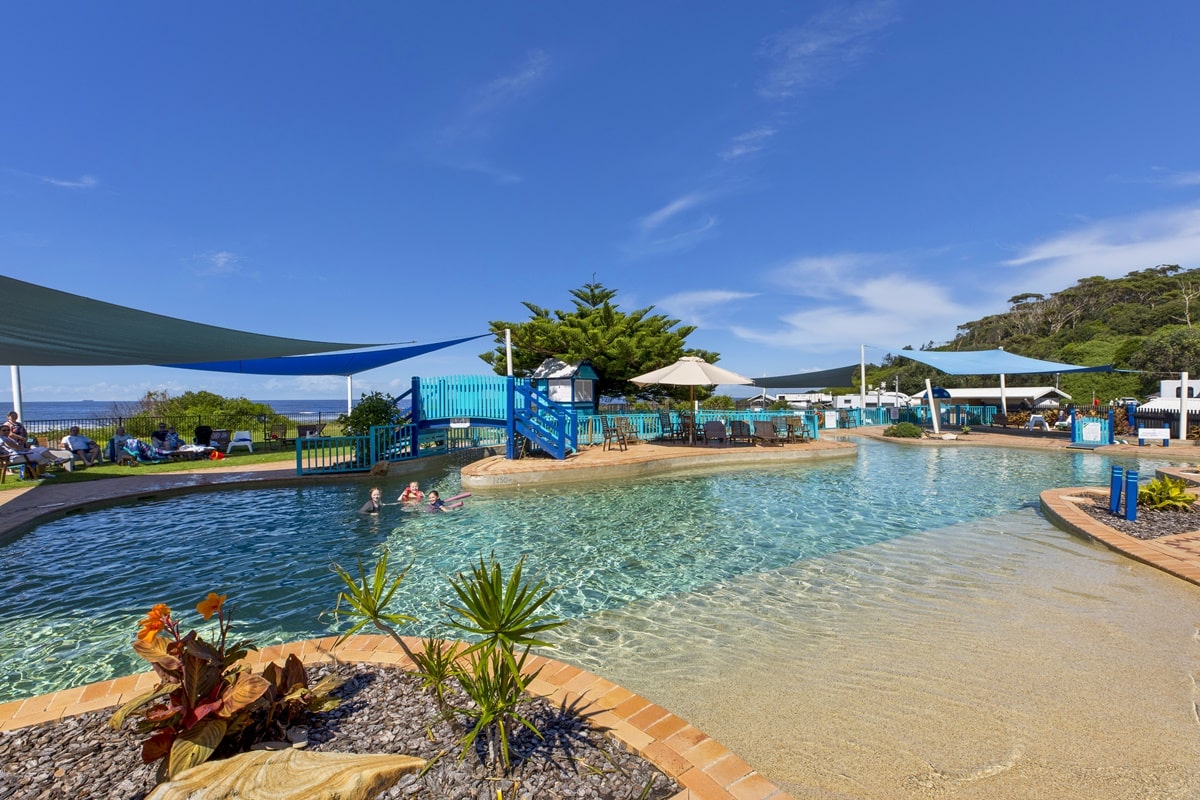 Blue Lagoon Beach Resort And Caravan Park - Blue Lagoon Beach Resort